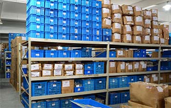 倉(cāng)庫(kù)一角